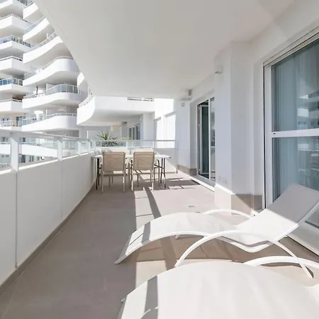 Seaview Luxury With Rooftop Pool Apartamento *