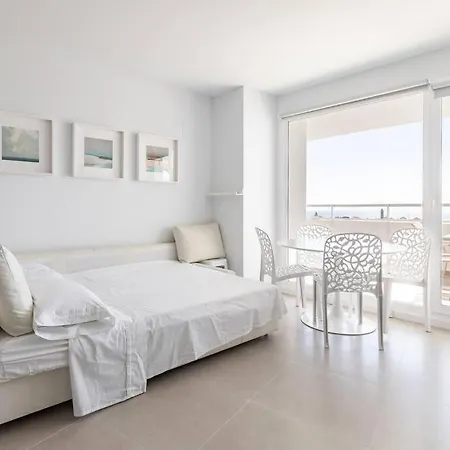 Seaview Luxury With Rooftop Pool Apartamento *